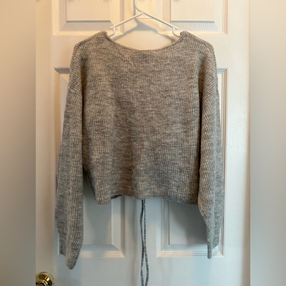 Drawstring Sweater - Picture 3 of 3